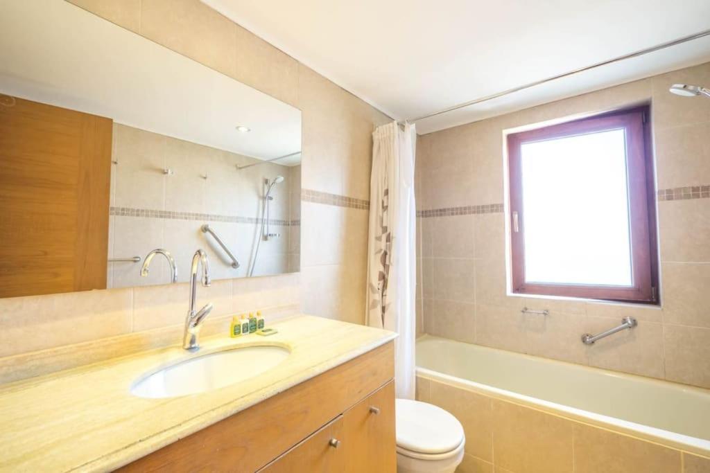 Vitacura Family - Eclectic 3 Bed In Condes Apartamento *